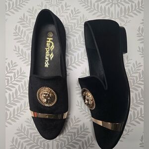 HARPELUNDE MENS Fit Dress Shoes Velvet loafers Lion Emblem - size 12